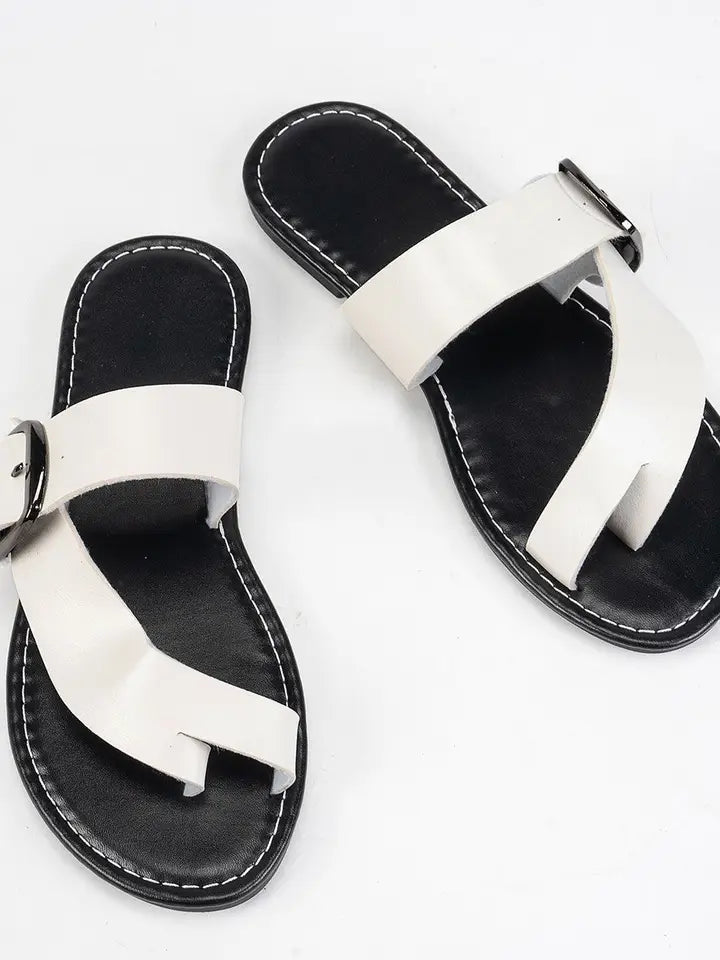 Summer Buckle Toe Clip Sandals Fashion Flat Beach Shoes Casual Comfortable Slides Slippers