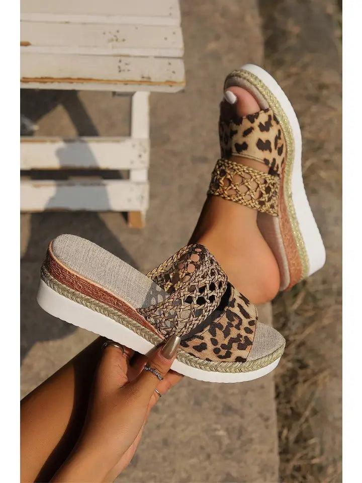 Leopard/ Floral Print Braided Details Wedge Slippers